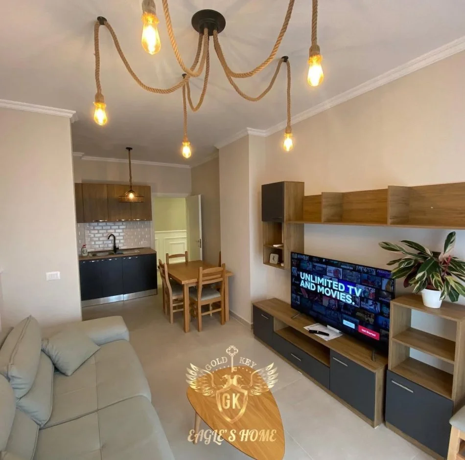 Durres, jepet me qera apartament 2+1+Ballkon Kati 1, 100 m² 600 € (PLAZH DURRES)