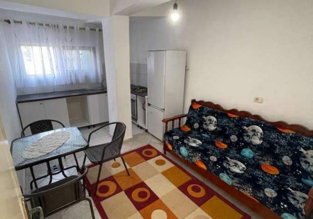 Tirane, jepet me qera 1+1 Kati 1, 50 m² 30.000 Leke