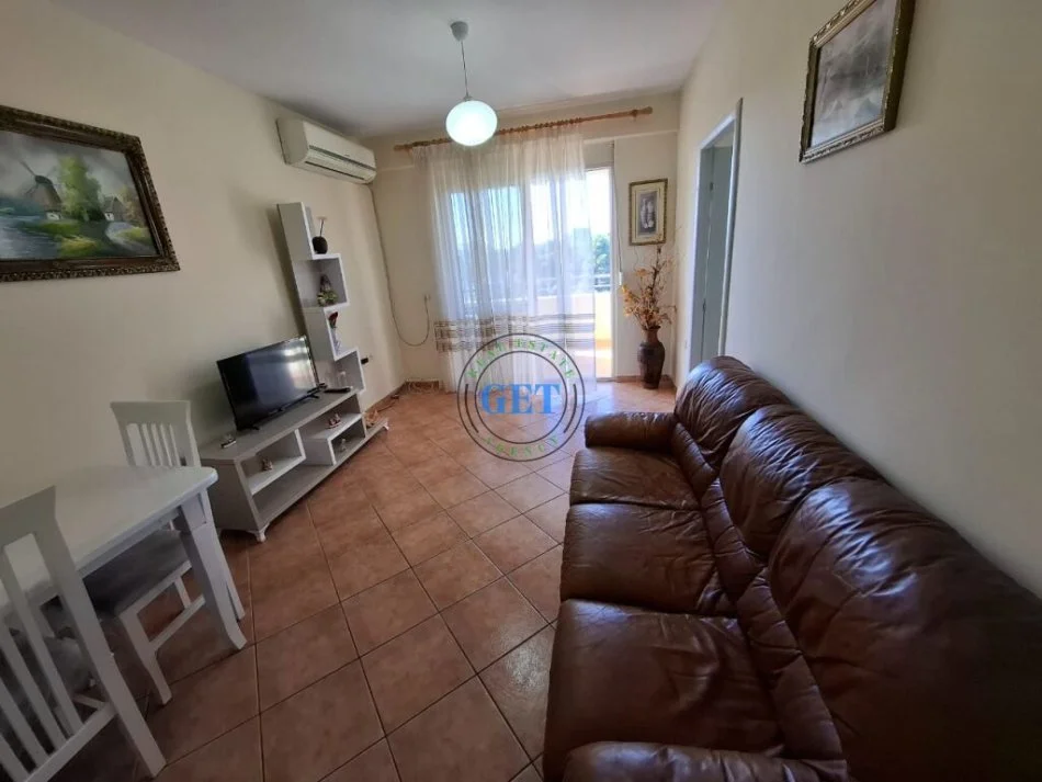Durres, jepet me qera apartament 1+1 Kati 1, 60 m² 300 € (PLAZH ILIRIA)