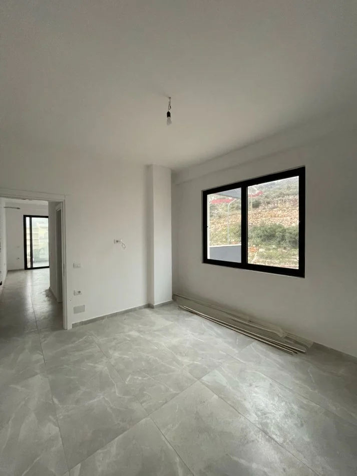 Sarande, jepet me qera apartament 1+1+Ballkon Kati 3, 92 m² 125.000 € (Sarande)
