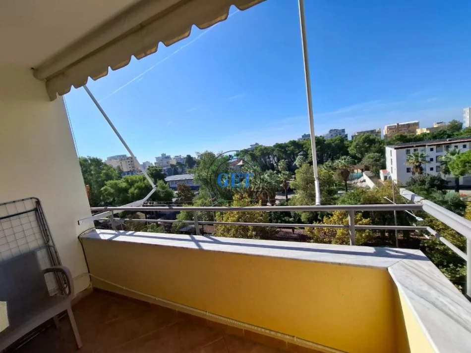 Durres, jepet me qera apartament 1+1+Ballkon Kati 5, 60 m² 300 € (Plazh Iliria)