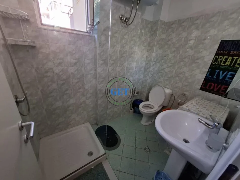 Durres, jepet me qera apartament 1+1 Kati 5, 60 m² 300 € (Plazh Iliria, Durres)