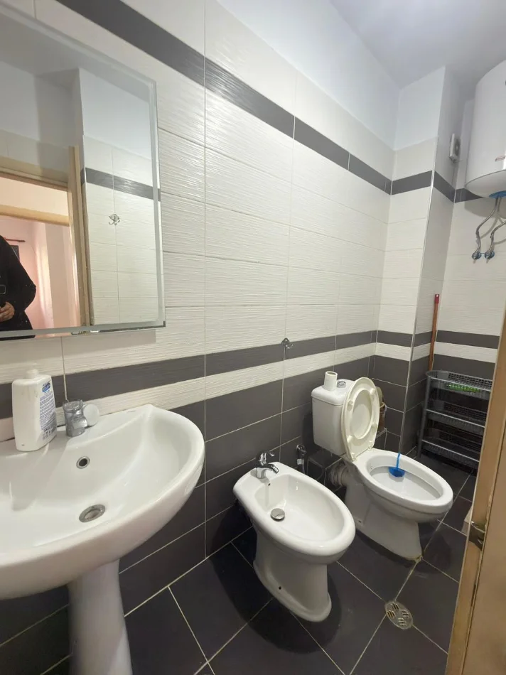 Tirane, shitet apartament 2+1 Kati 4, 110 m² 181.500 € 