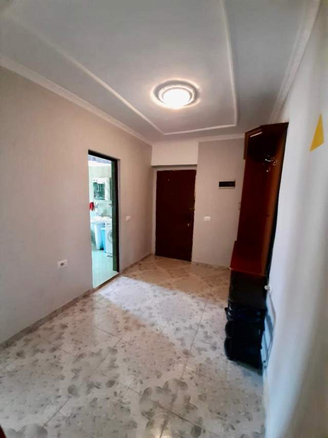 Tirane, shitet apartament 1+1+BLK Kati 4, 56 m² 72.000 Euro (Materniteti i Ri)