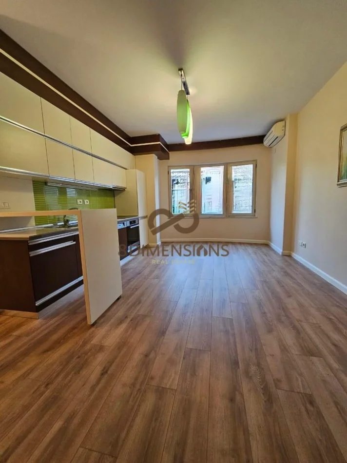 Tirane, shitet apartament 1+1+Ballkon Kati 3, 66 m² 163.000 € (Mine Peza)