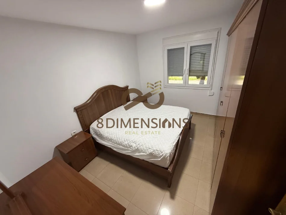 Tirane, jepet me qera apartament 2+1+Ballkon Kati 2, 78 m² 600 € (vasil shanto)