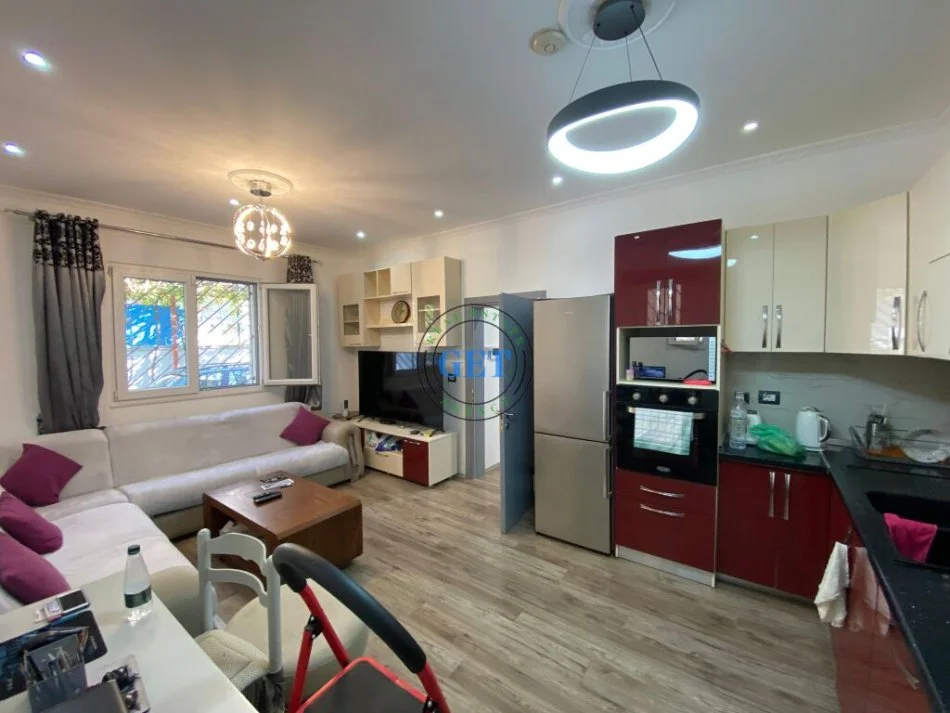 Durres, shitet shtepi Kati 0, 295 m² 195.000 € (UKD)