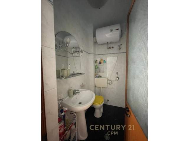 Okazion, Te Shkembi Kavajes Shesim Apartament 1+1,Kati 4, 60 m² 46.000 Euro (Shkembi i Kavajes)
