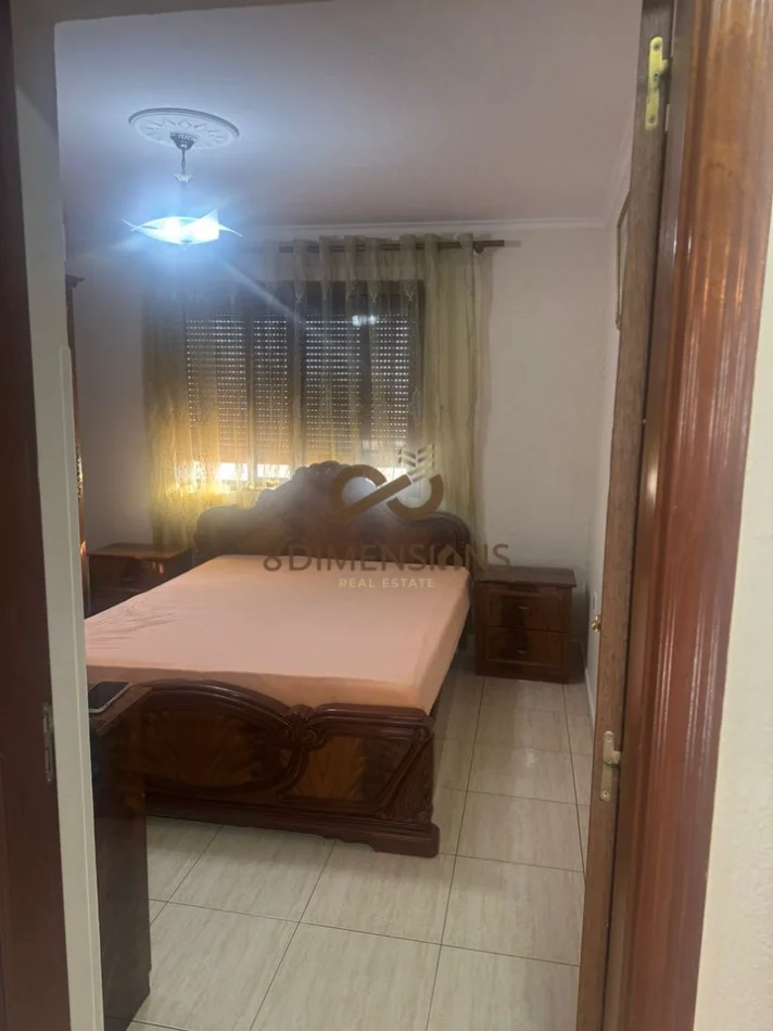 Tirane, jepet me qera apartament 1+1+Ballkon Kati 4, 80 m² 400 € (kongresi manastirit)