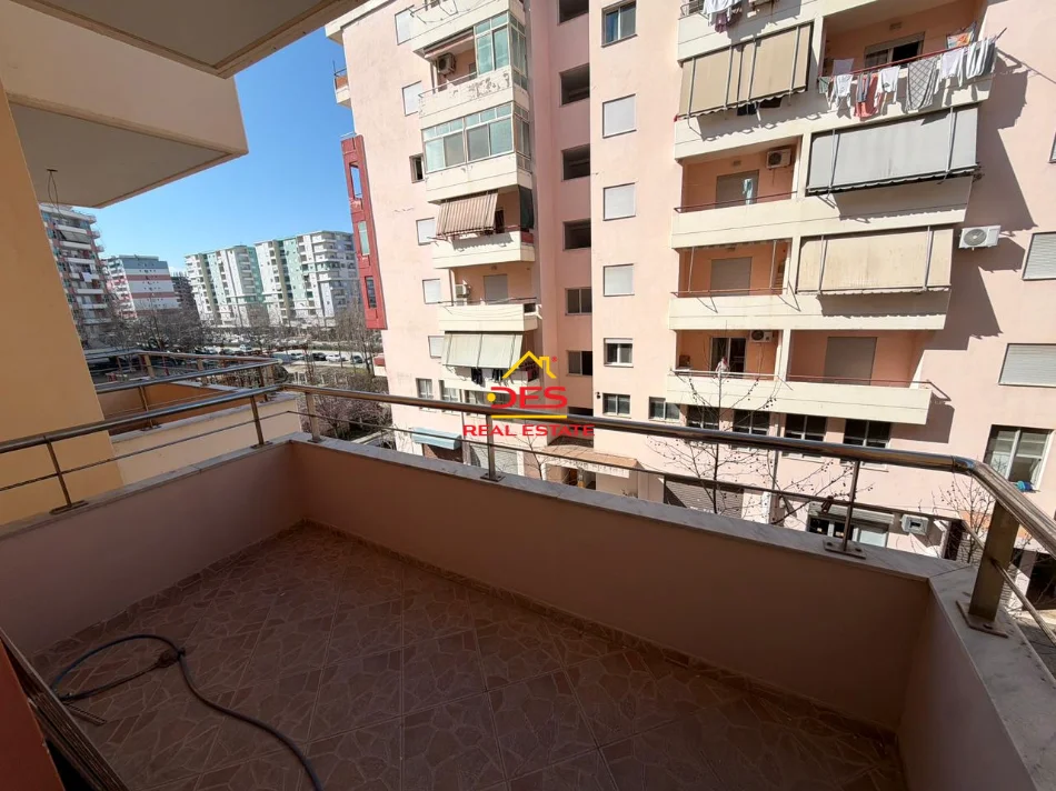 Vlore, shitet apartament 2+1+Ballkon Kati 4, 116 m² (Rruga Gjergj Arianiti)