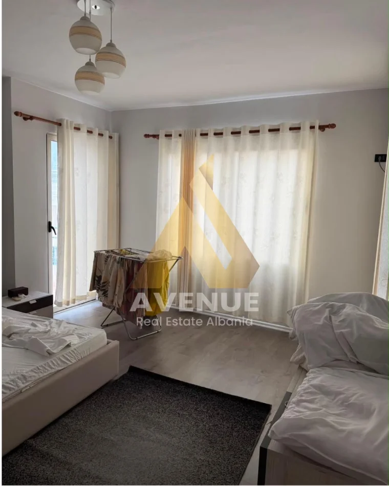 Tirane, jepet me qera apartament 2+1 Kati 7, 500 € (Liqeni Thate)