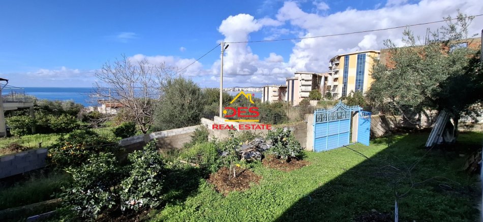 Vlore, jepet me qera shtepi 1+1+Ballkon Kati 0, 80 m² 350 € (Rruga Dhimitër Konomi)