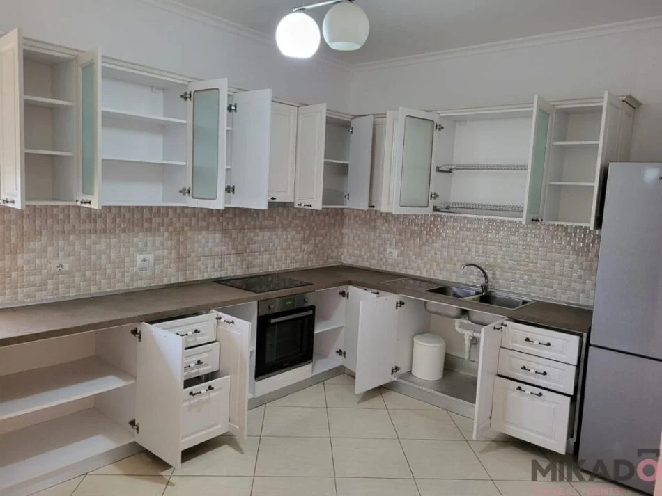 JEPET ME QIRA KATI I DYTE I VILES, TEG!