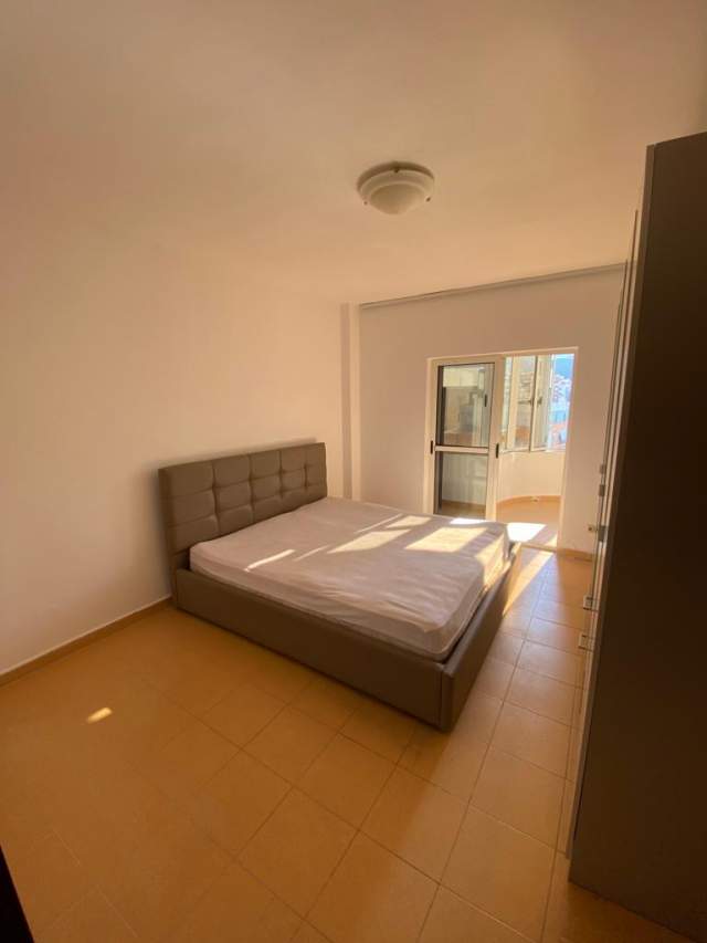 Tirane, jepet me qera apartament 1+1 Kati 9, 60 m² 350 Euro