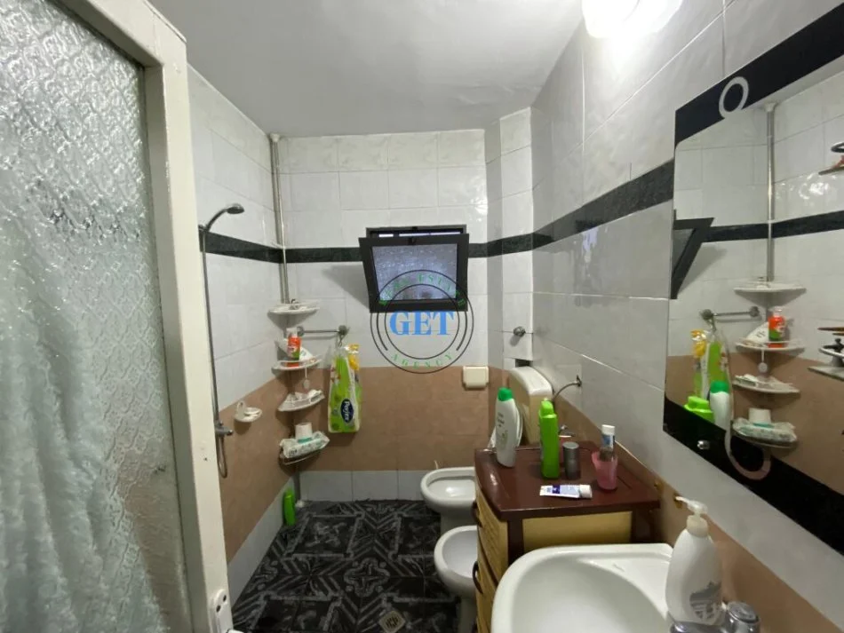 Durres, shitet apartament 1+1+Ballkon Kati 4, 60 m² 57.000 € (Stadiumi, Durres)