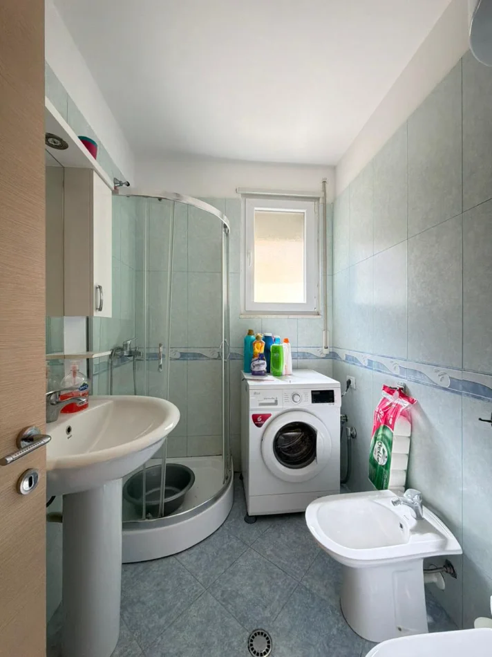 Durres, shitet apartament 2+1+Ballkon Kati 3, 89 m² 150.000 € 