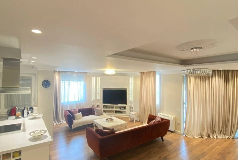Tirane, shitet apartament duplex 4+1+Aneks+Ballkon Kati 4, 160 m² (SHESHI SKENDERBEJ)