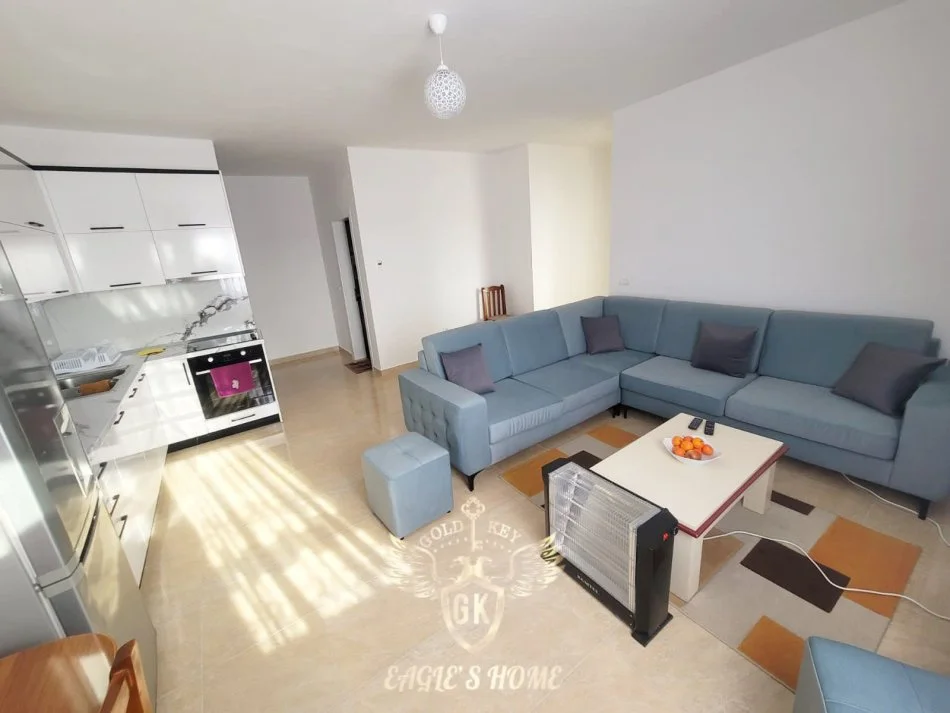 Durres, jepet me qera apartament 2+1+Ballkon Kati 4, 111 m² (qera • 2+1 + ballkon Adresa: Karburant Pernoca)