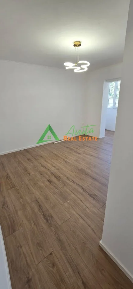 Tirane, jepet me qera apartament 2+1 Kati 4, 64 m² 169.000 € (Rr. E Kavajes)