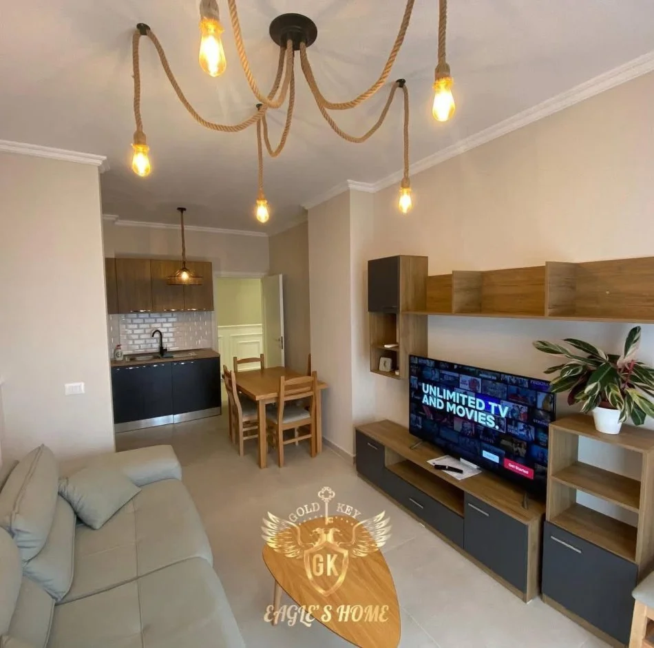 Durres, jepet me qera apartament 2+1+Ballkon Kati 1, 111 m² 500 € (HOTEL VIVAS)