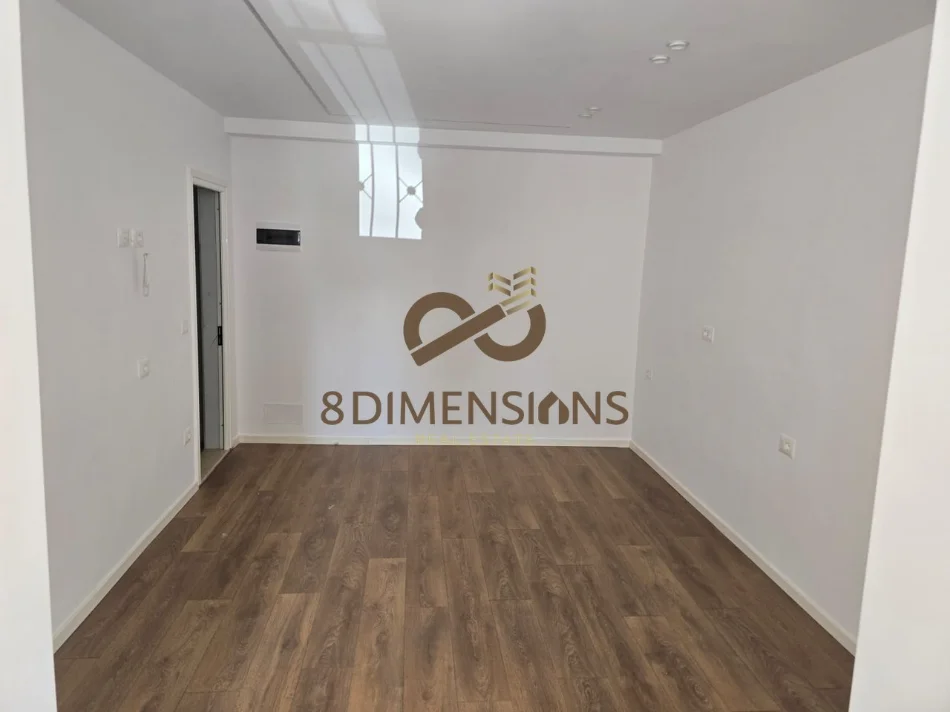 Tirane, shitet garsonier 1+1 Kati 1, 30 m² 80.000 € (rruga 4 deshmoret)