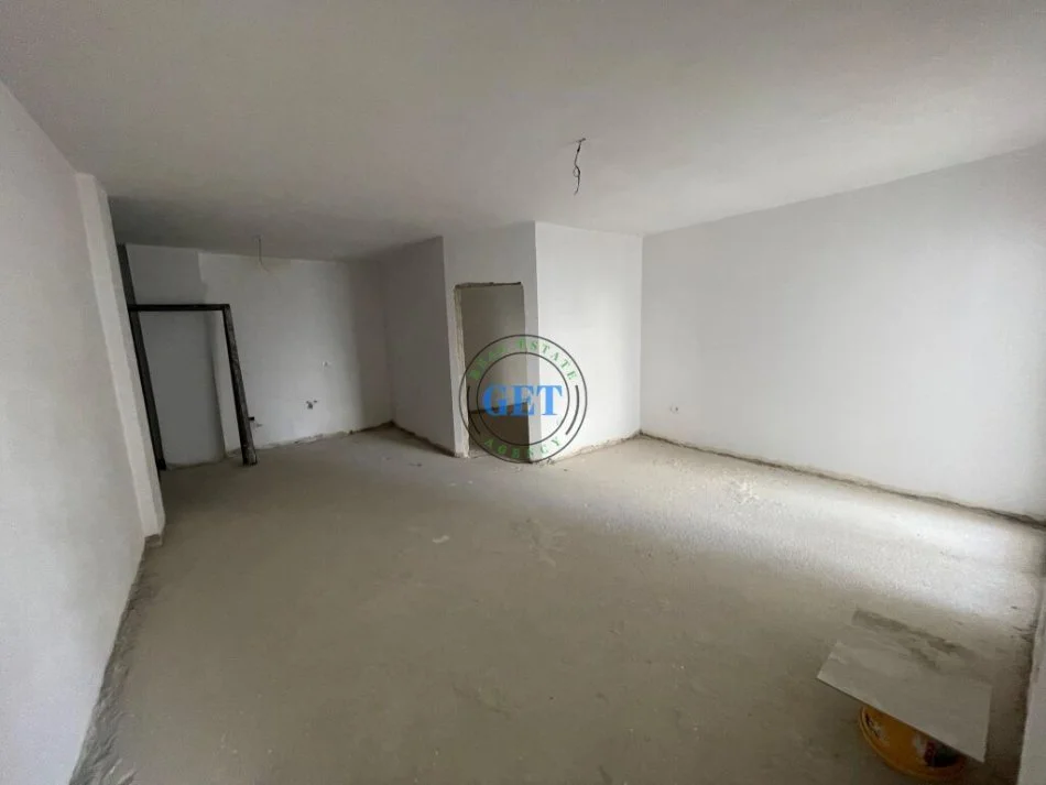 Durres, shitet apartament 2+1 Kati 4, 105 m² 88.000 € (Stacioni Trenit)