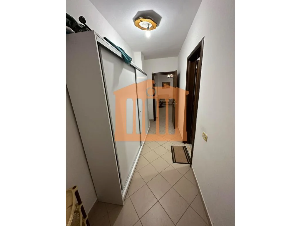 APARTAMENT 1+1 NE PLAZH ILIRIA. PER SHITJE!