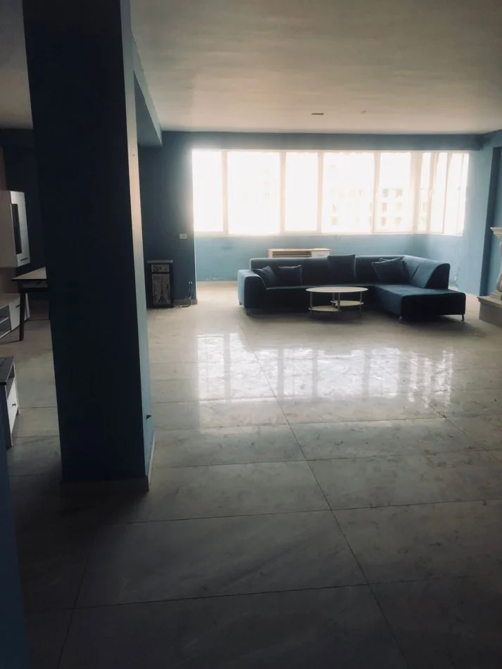Durres, shitet apartament 3+1+2 Kati 4, 160 m² (SHKOZE KODRA PRIFTIT!)