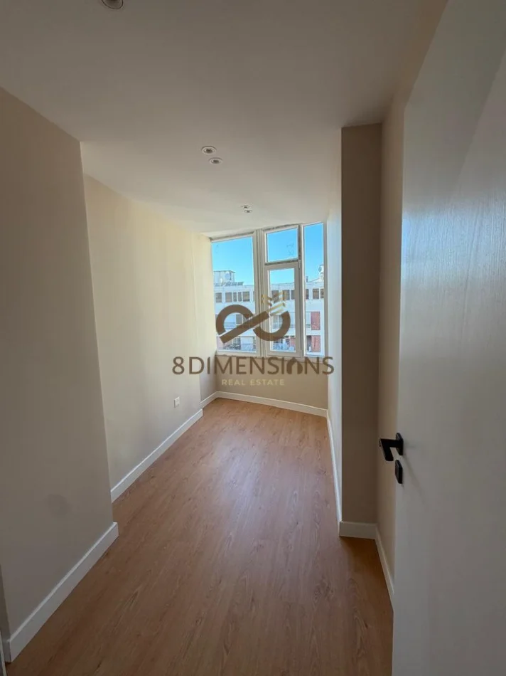 Tirane, shitet apartament 2+1+Ballkon Kati 11, 79 m² 195.700 € (ish stacioni i trenit)