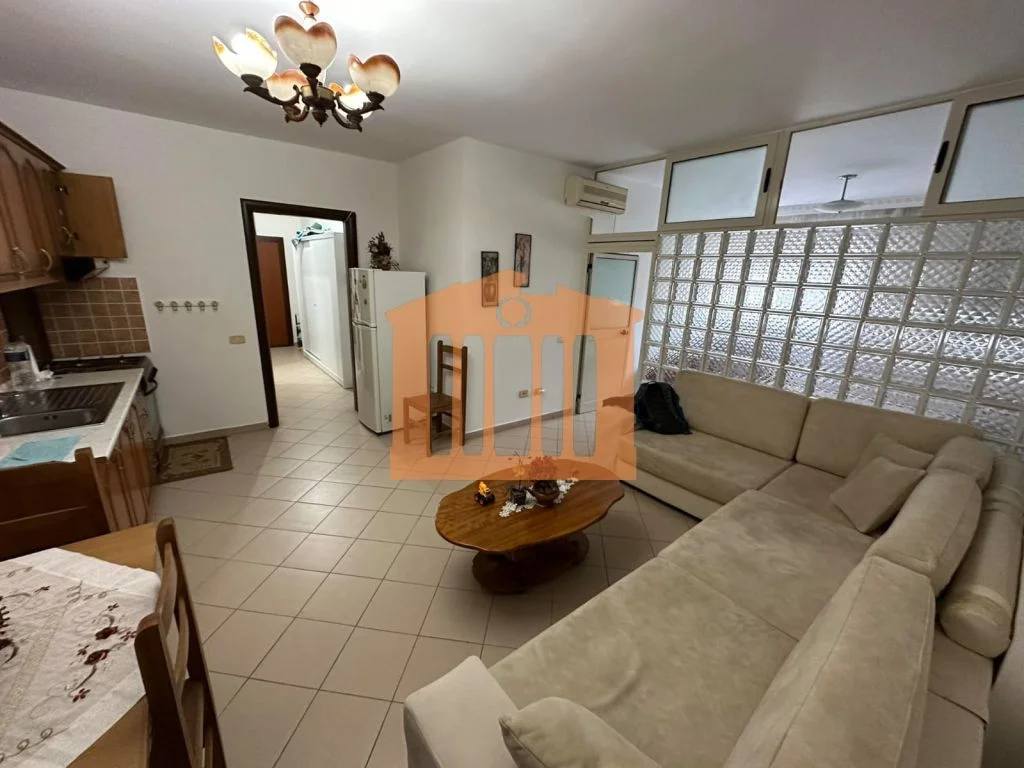 APARTAMENT 1+1 NE PLAZH ILIRIA. PER SHITJE!