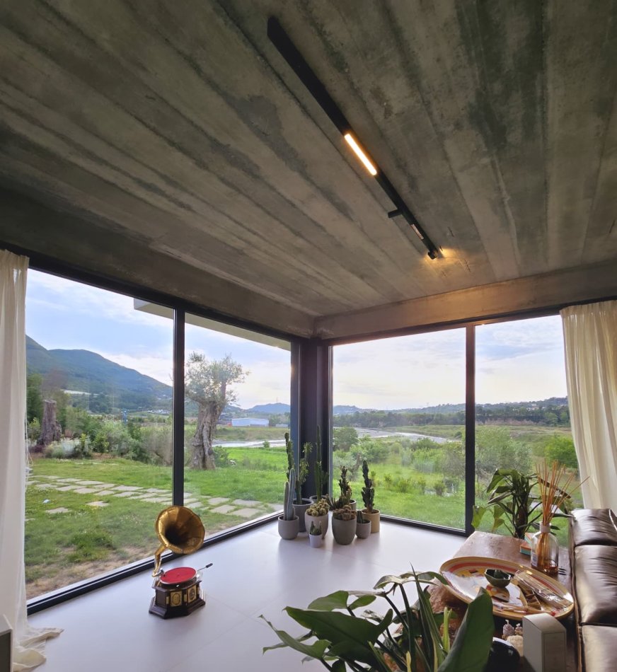 Tirane, shitet apartament 1 Katshe , 420 m² (equos resort)