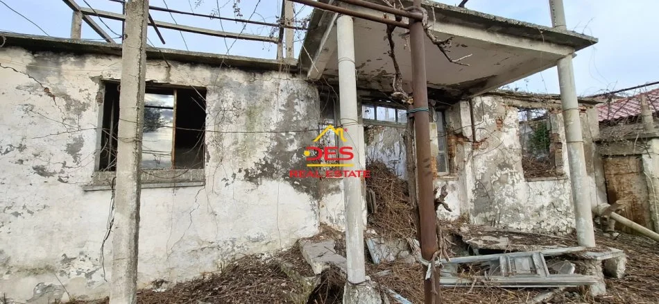 Vlore, shitet shtepi 2+1 Kati 0, 80 m² 35.000 € (Nartë)