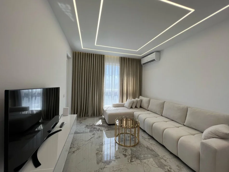 Tirane, jepet me qera apartament 1+1 Kati 5, 56 m² 500 € (Paskuqan)