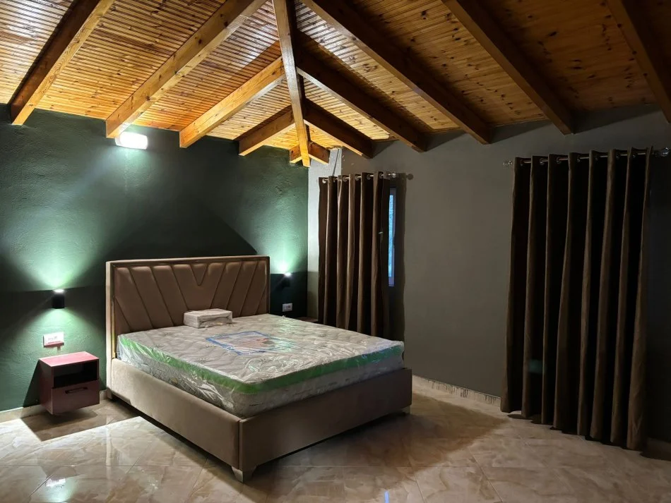 Sarande, shitet apartament 3+1 Kati 7, 178 m² 250.000 € (Sarande)