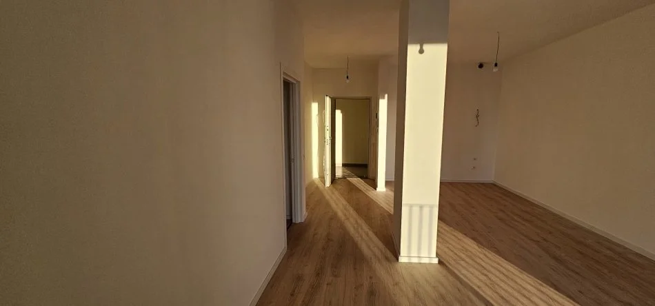 Tirane, shes apartament 2+1 , 126 m² 404.900 € (Parku olimpik)