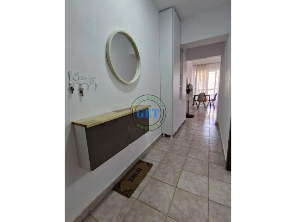 Durres, jepet me qera apartament 1+1 Kati 4, 65 m² 300 € (Plazh Iliria)