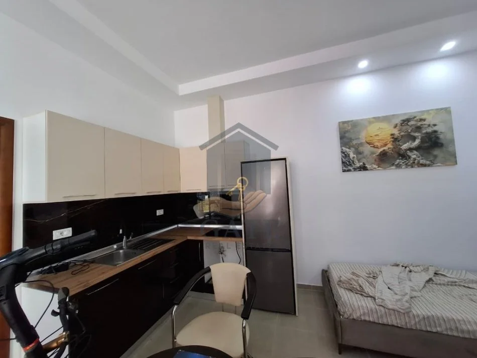 Durres, jepet me qera apartament 1+1 Kati 0, 55 m² 350 € 