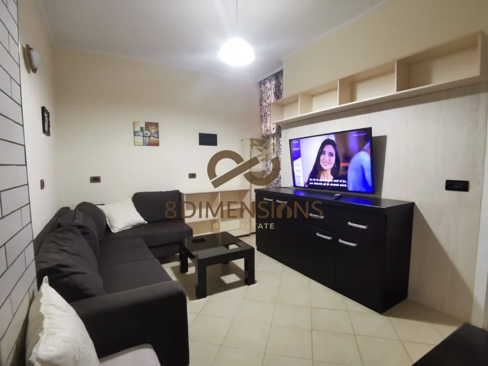 Tirane, jepet me qera apartament 1+1 Kati 2, 53 m² 430 € (bulevardi i ri)