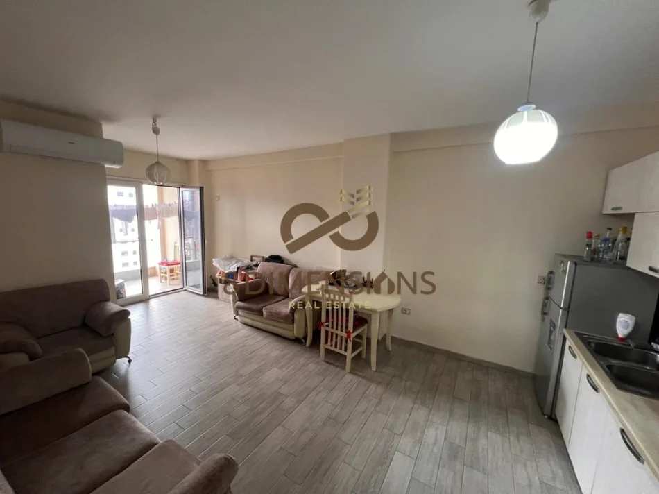 Tirane, shitet apartament 2+1+Ballkon Kati 7, 73 m² 144.000 € (astir)