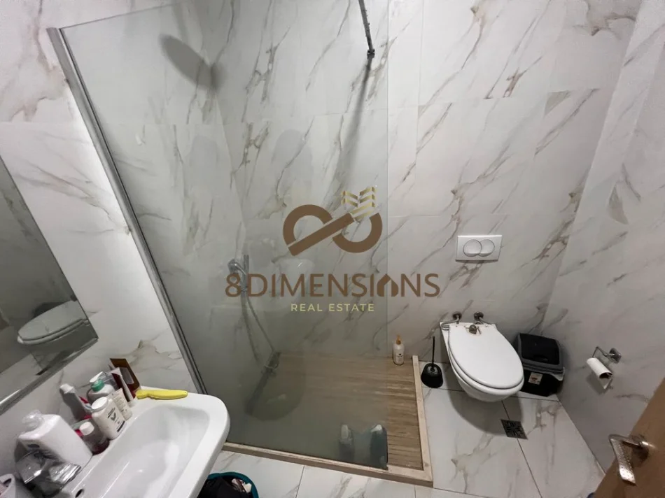 Tirane, shitet apartament 2+1+Ballkon Kati 7, 73 m² 144.000 € (astir)