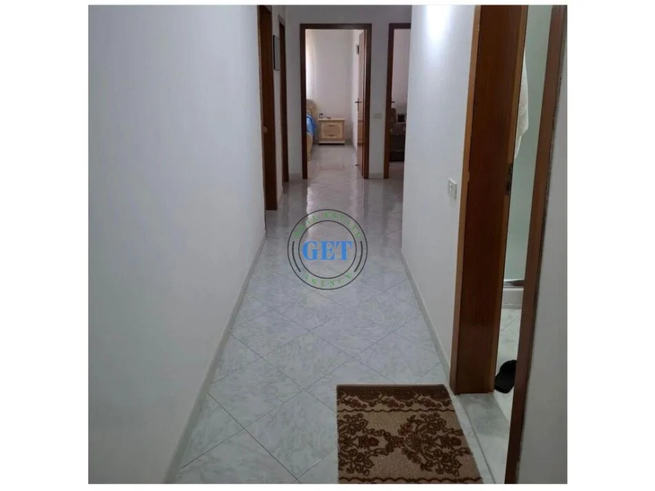 Durres, jepet me qera apartament 2+1 Kati 6, 92 m² 350 € (Vollga, Durres)