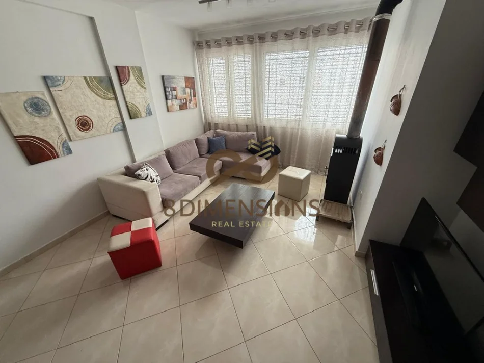 Tirane, jepet me qera apartament 2+1 Kati 8, 96 m² 500 € (Yzberisht)