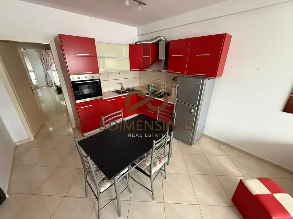 Tirane, jepet me qera apartament 2+1 Kati 8, 96 m² 500 € (Yzberisht)
