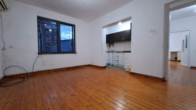 Tirane, shitet apartament 2+1 Kati 5, 78 m² 124.000 Euro (Rruga e Kavajes)
