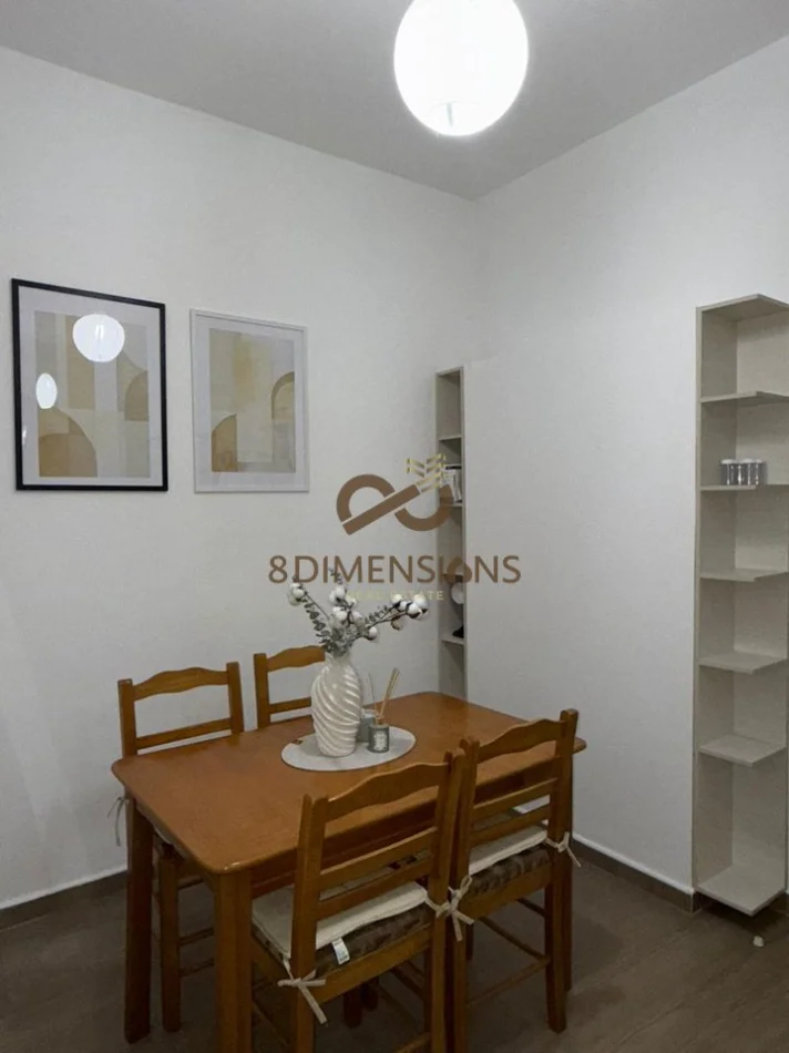 Tirane, jepet me qera apartament 1+1 Kati 3, 40 m² 600 € (bllok)