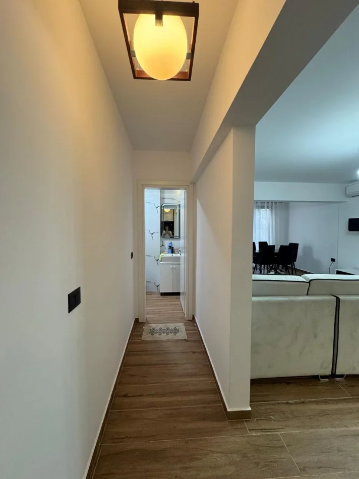 Sarande, shitet 1+1 Kati 1, 46 m² 105.000 € (Rruga Abedin Dino)
