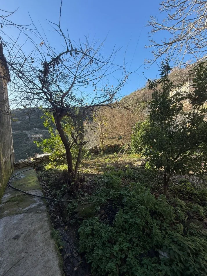 Himare, shes shtepi , 300 m² 105.000 € (Himare)