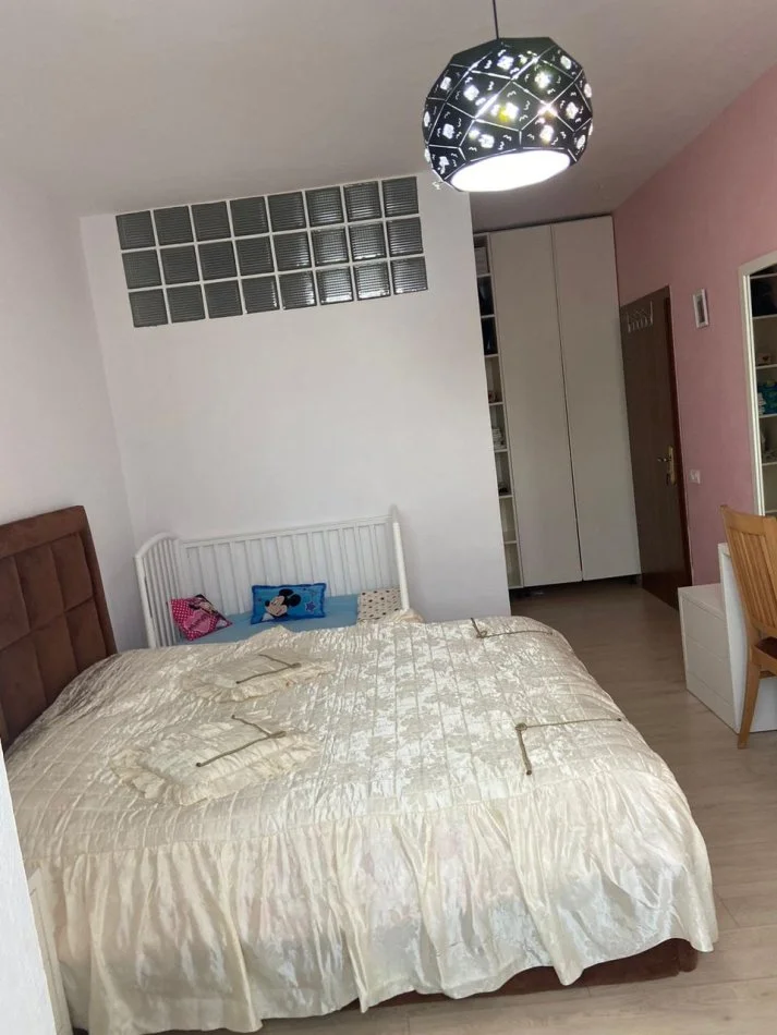 Tirane, shitet apartament 2+1, Kati 3, 82 m² 99,000 € (Fresk)