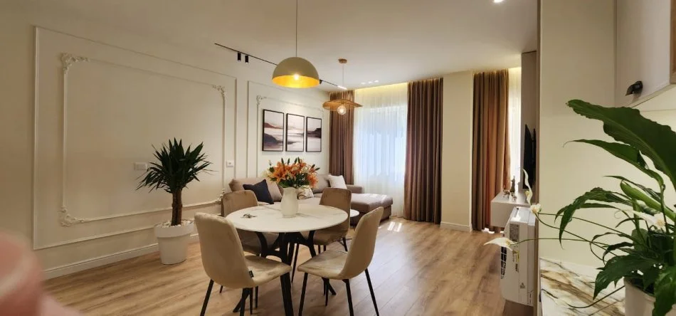 Durres, shitet apartament 2+1+Ballkon Kati 2, 81 m² 155.000 € (Kompleksi Florida, Plazh)