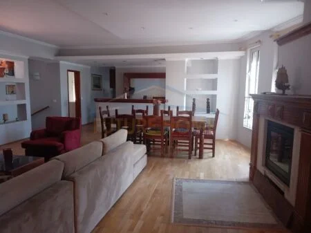Tirane, shitet apartament duplex 1+1+Aneks+Ballkon Kati 4, 198 m² 604.500 € (qender)